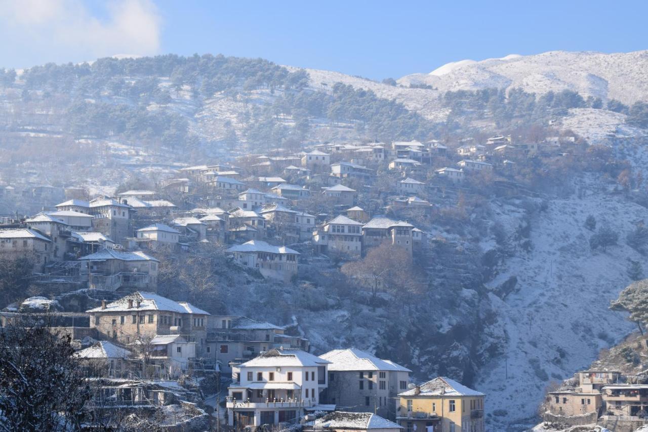 Braja House Hotell Gjirokastër Exteriör bild
