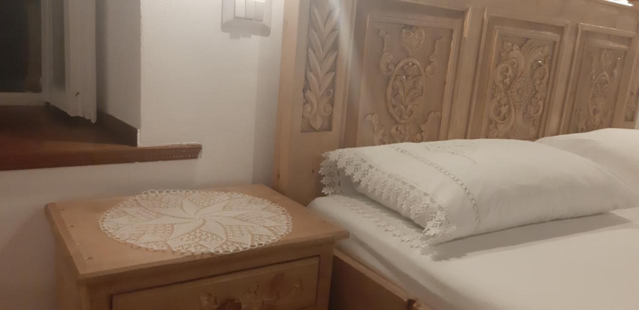 Braja House Hotell Gjirokastër Exteriör bild
